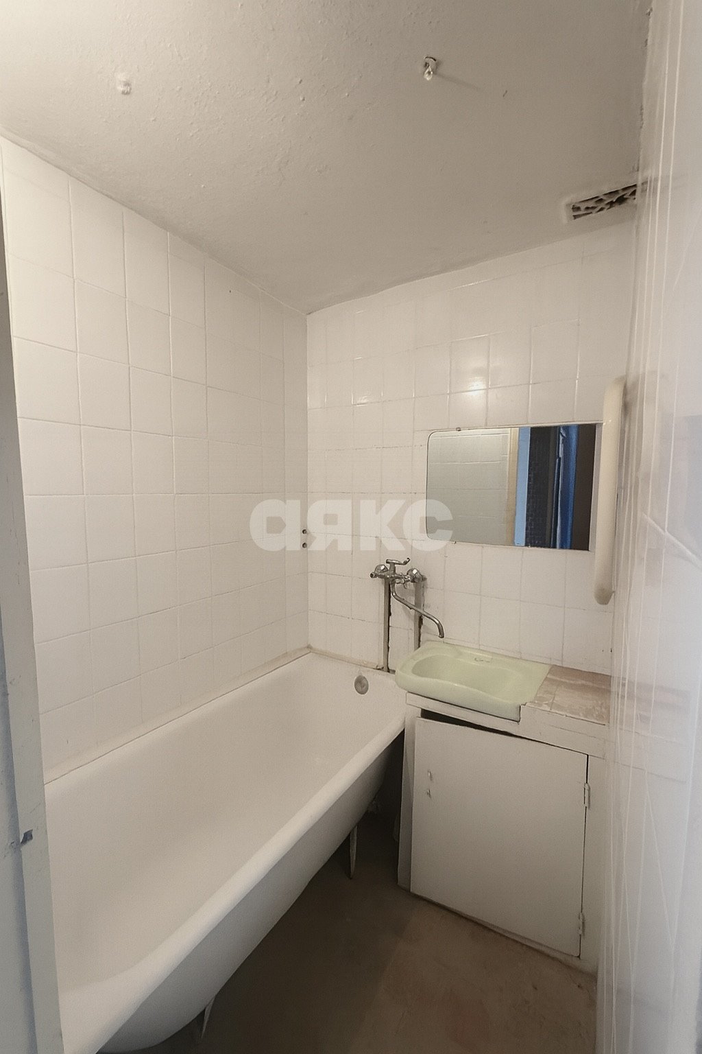 Фото №5: 3-комнатная квартира 62 м² - Мариуполь, Ильичёвский, ул. Курчатова, 37