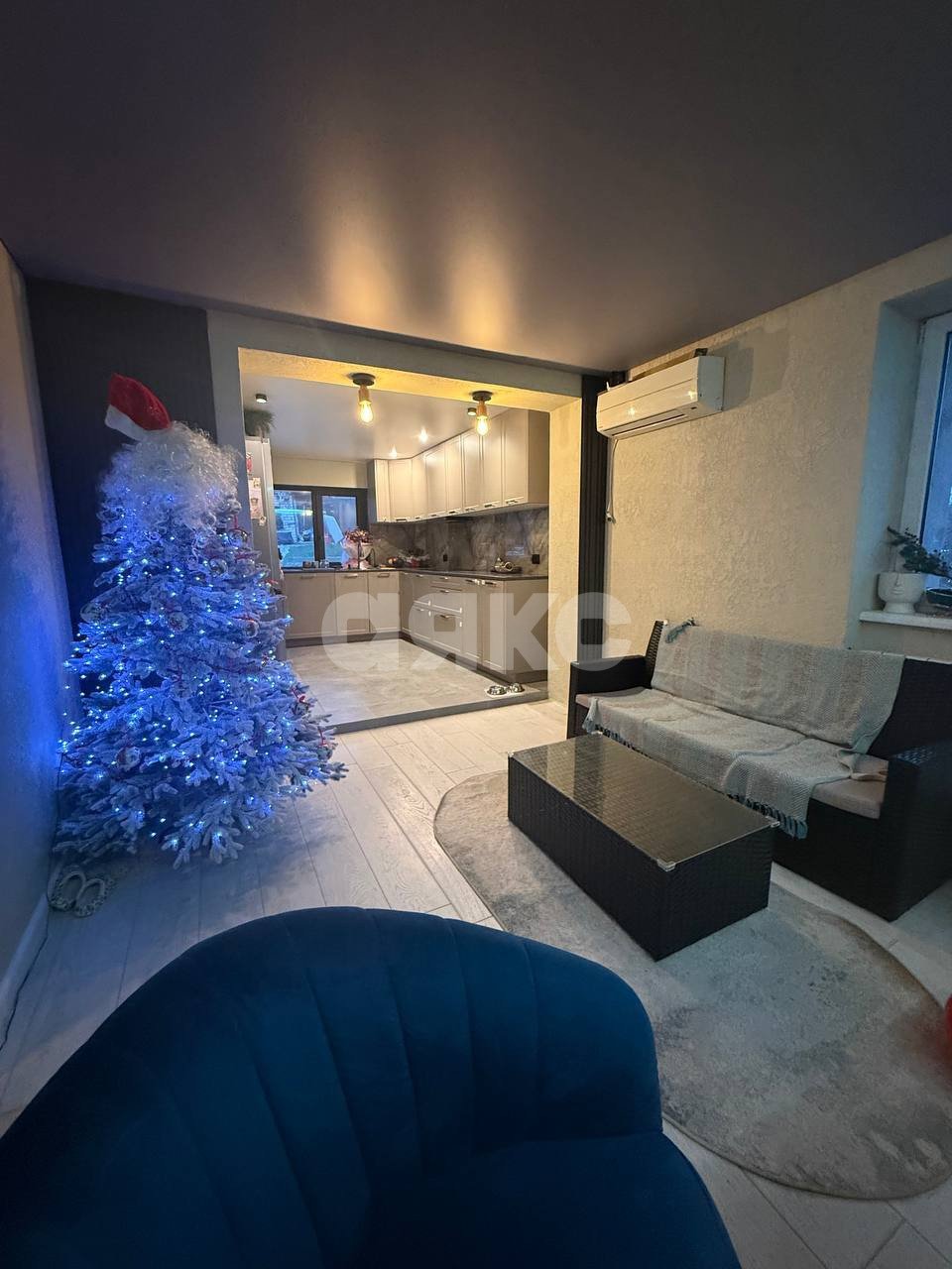 Фото №6: Дом 120 м² + 6 сот. - Мариуполь, Жовтневый, ул. Административная площадь