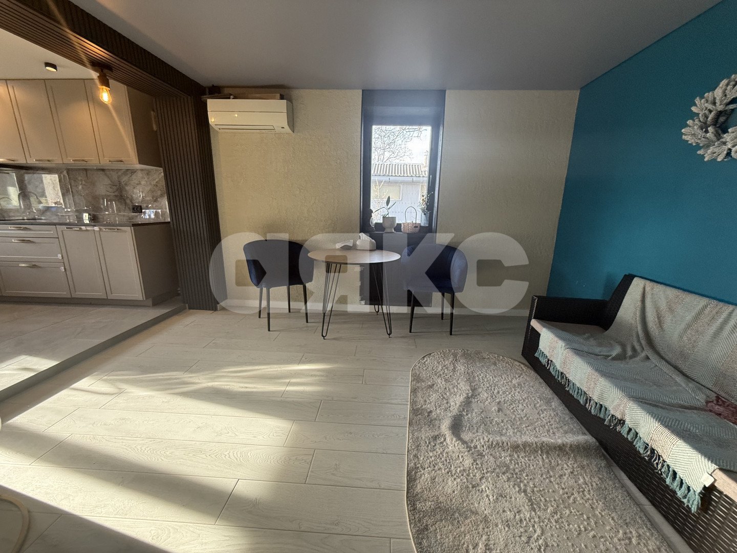 Фото №14: Дом 120 м² + 6 сот. - Мариуполь, р. Жовтневый, ул. Административная площадь