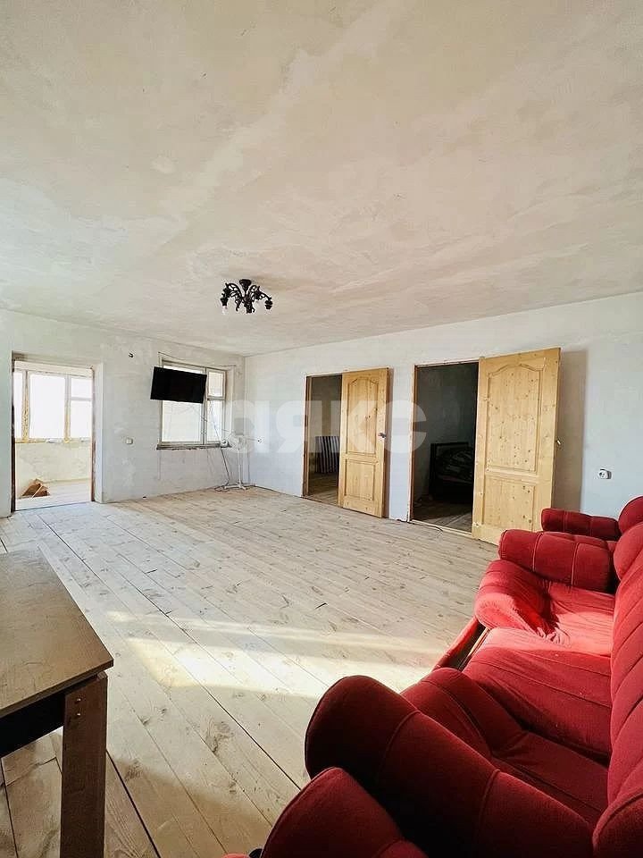 Фото №2: Дом 200 м² + 6 сот. - СНТ Строитель-2, 896