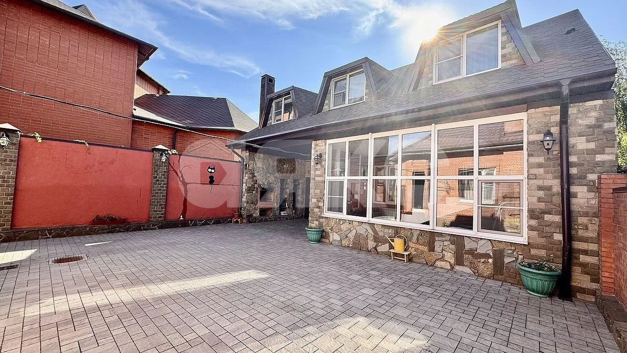 Фото №2: Дом 262 м² + 4 сот. - Ростов-на-Дону, Берберовка, пер. Железноводский, 28