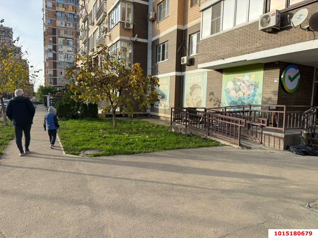 Фото №11: Торговое помещение 249 м² - Краснодар, Солнечный, ул. Архитектора Петина, 18/2