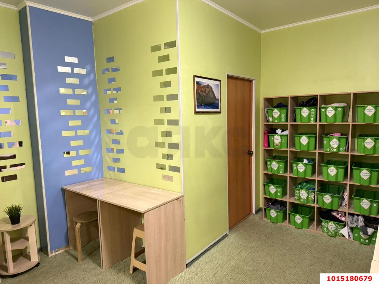 Фото №5: Торговое помещение 249 м² - Краснодар, Солнечный, ул. Архитектора Петина, 18/2