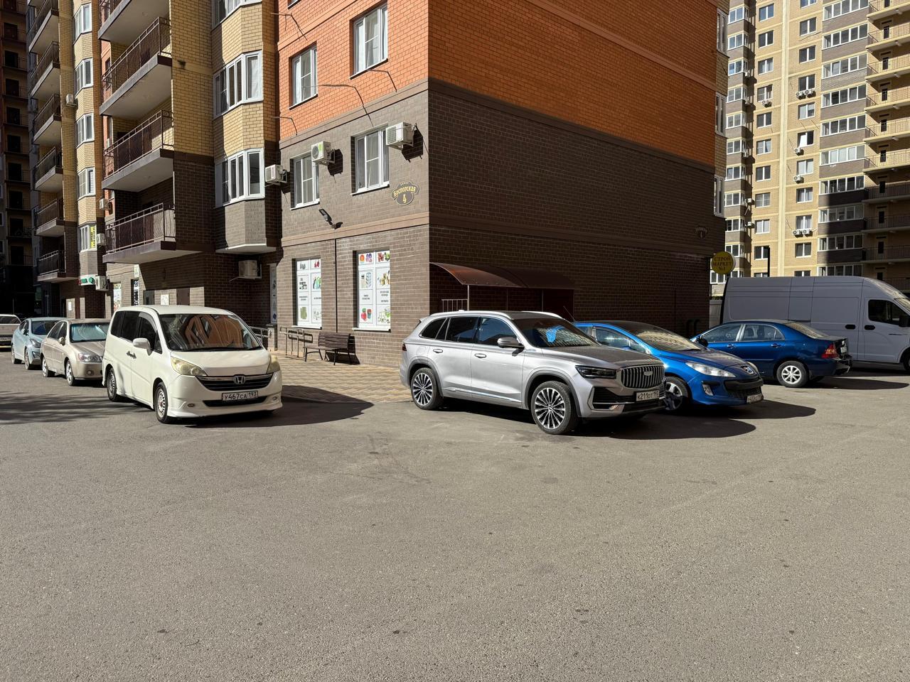 Фото №5: Коммерция 102 м² - Краснодар, Прикубанский внутригородской округ, Губернский, мкр. 3-й квартал, ул. Боспорская, 4