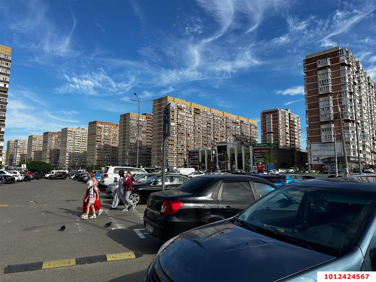 Фото №9: Торговое помещение <span class="whitespace-nowrap">96 м²</span>, <span class="whitespace-nowrap">1/2 эт.</span> - Краснодар, Прикубанский внутригородской округ, жилой комплекс Грин Лайф, мкр. имени Петра Метальникова, ул. Петра Метальникова, 28