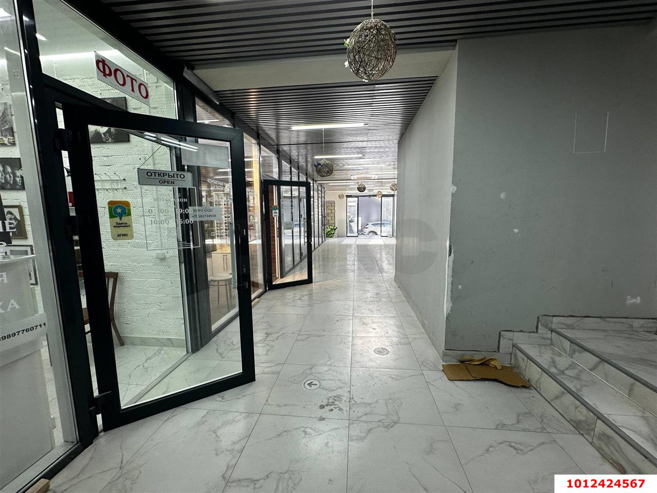 Фото №4: Торговое помещение <span class="whitespace-nowrap">96 м²</span>, <span class="whitespace-nowrap">1/2 эт.</span> - Краснодар, Прикубанский внутригородской округ, жилой комплекс Грин Лайф, мкр. имени Петра Метальникова, ул. Петра Метальникова, 28