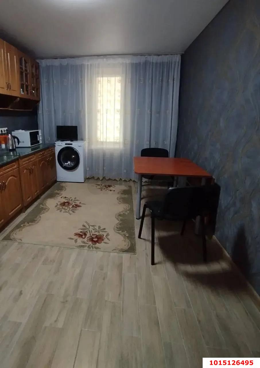 Фото №1: 1-комнатная квартира 36 м² - Краснодар, Прикубанский внутригородской округ, Калинино, мкр. Завод Радиоизмерительных Приборов, ул. Хрустальная, 1/2