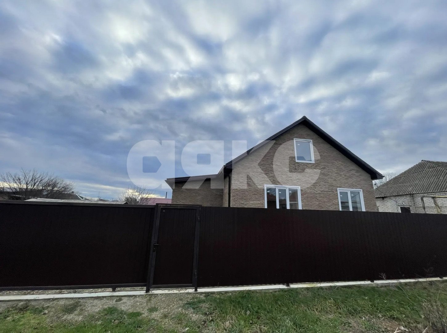 Фото №2: Дом 97 м² + 7 сот. - Новокубанск, ул. Тимирязева