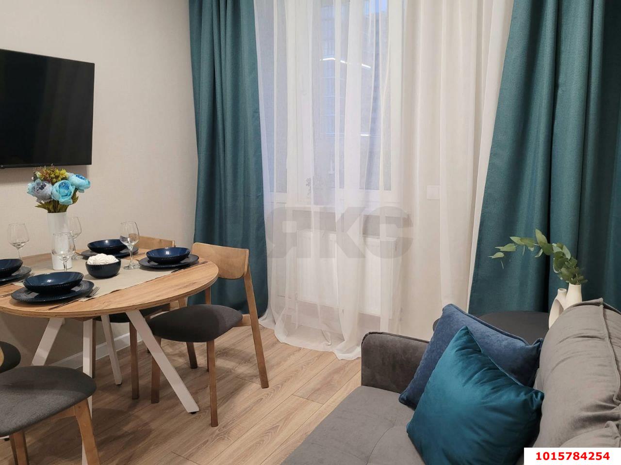 Фото №2: 1-комнатная квартира 38 м² - Краснодар, жилой комплекс Самолёт, ул. Западный Обход, 39/2к3