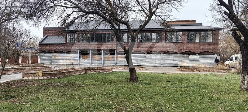 Фото №3: Коммерция 1000 м² - Керчь, ул. Кирова