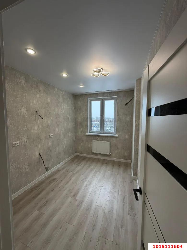 Фото №1: 1-комнатная квартира 37 м² - Краснодар, жилой комплекс Берёзовый, ул. 2-я Целиноградская, 1/1