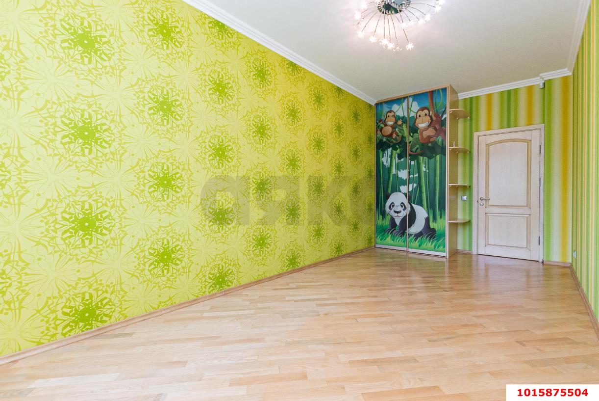 Фото №10: 3-комнатная квартира 144 м² - Краснодар, Карасунский внутригородской округ, мкр. Комсомольский, ул. Сормовская, 108/2