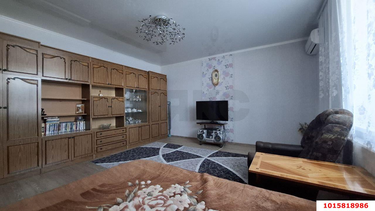 Фото №3: 1-комнатная квартира 49 м² - Краснодар, Прикубанский внутригородской округ, Завод Радиоизмерительных Приборов, мкр. Музыкальный, ул. Елецкая, 18