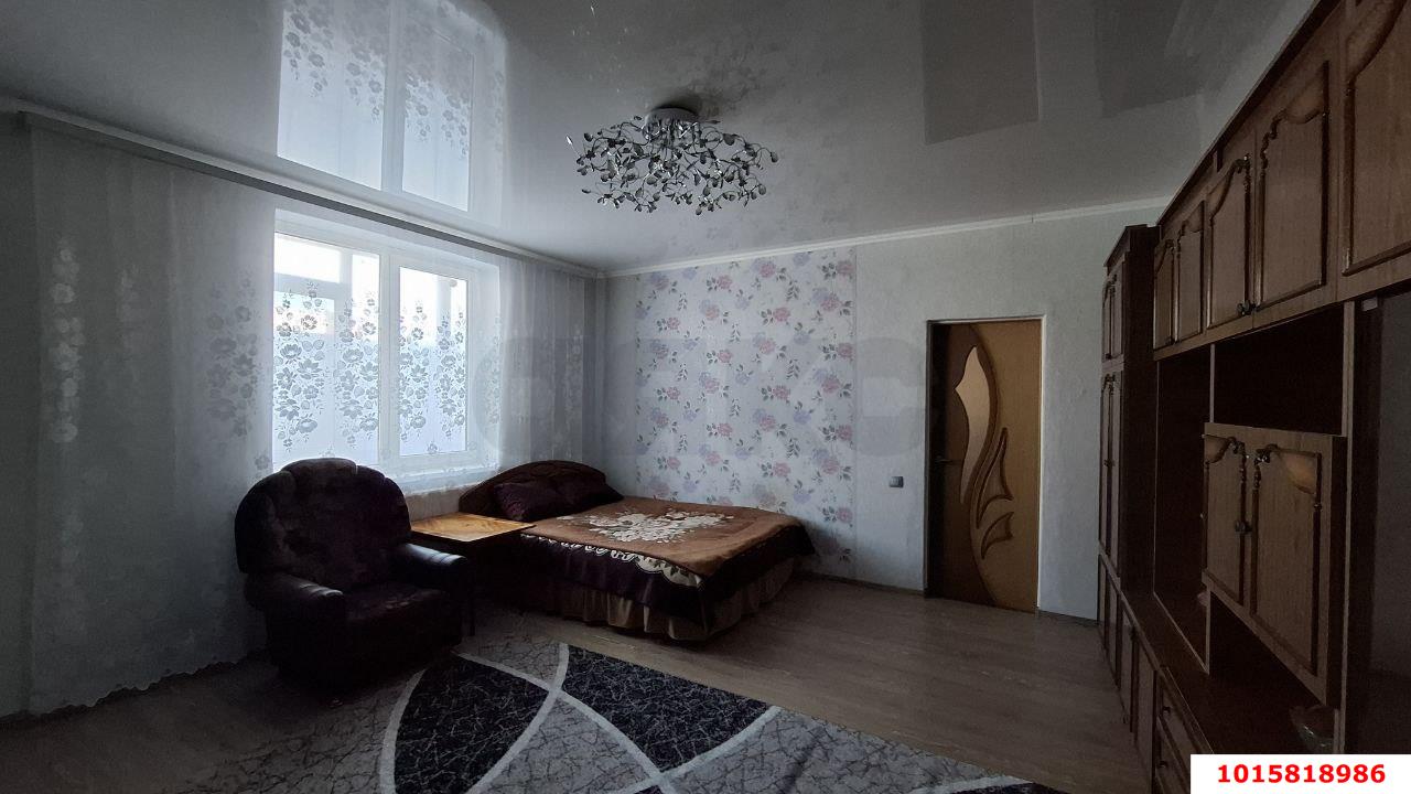 Фото №1: 1-комнатная квартира 49 м² - Краснодар, Прикубанский внутригородской округ, Завод Радиоизмерительных Приборов, мкр. Музыкальный, ул. Елецкая, 18