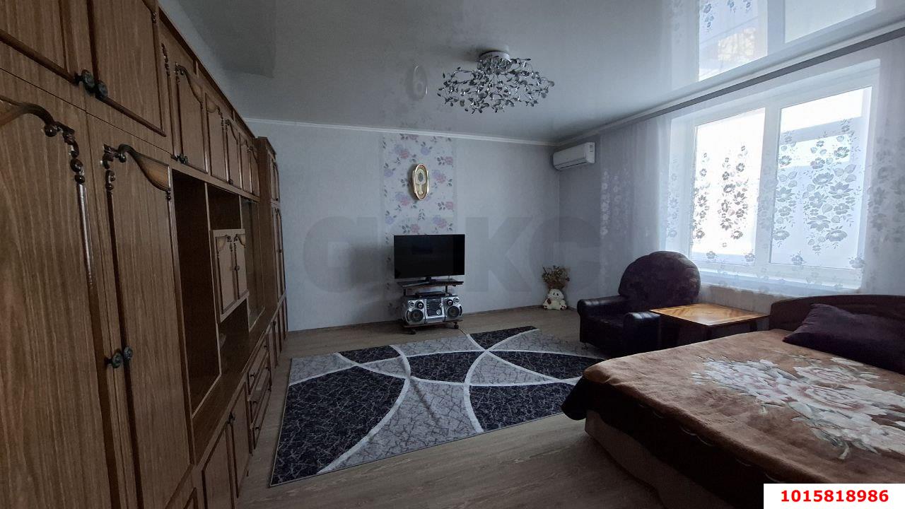 Фото №2: 1-комнатная квартира 49 м² - Краснодар, Прикубанский внутригородской округ, Завод Радиоизмерительных Приборов, мкр. Музыкальный, ул. Елецкая, 18