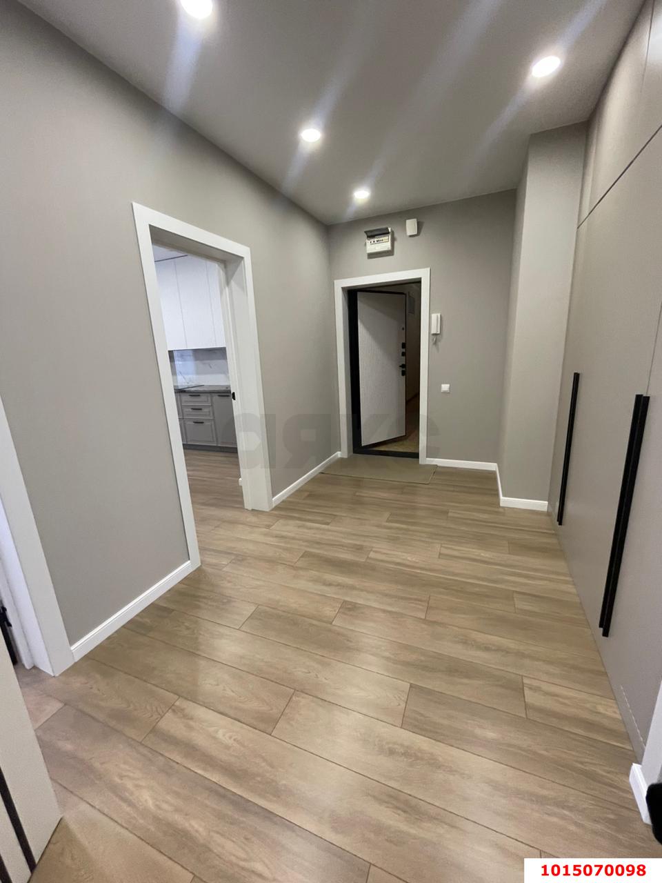 Фото №1: 2-комнатная квартира 60 м² - Краснодар, Панорама, ул. Восточно-Кругликовская, 22/2