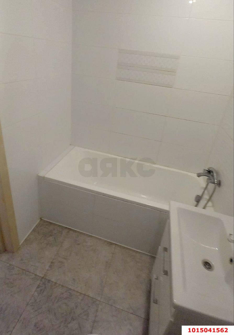 Фото №8: 1-комнатная квартира 35 м² - Ленина, Карасунский внутригородской округ, мкр. территория ДНТ Виктория, ул. Ленина, 24