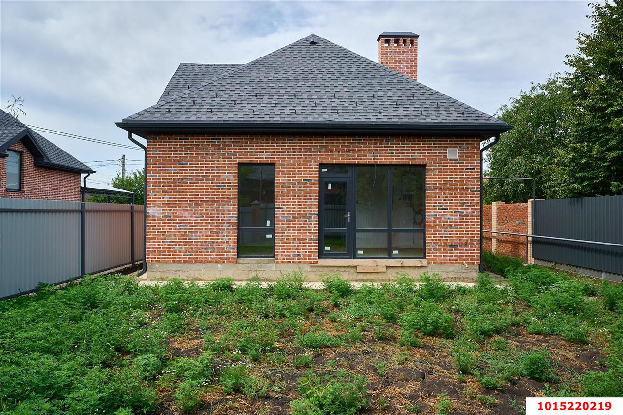 Фото №1: Дом 133 м² + 4 сот. - Краснодар, Прикубанский внутригородской округ, мкр. Отделение № 1 ОПХ Колос, ул. Поливная