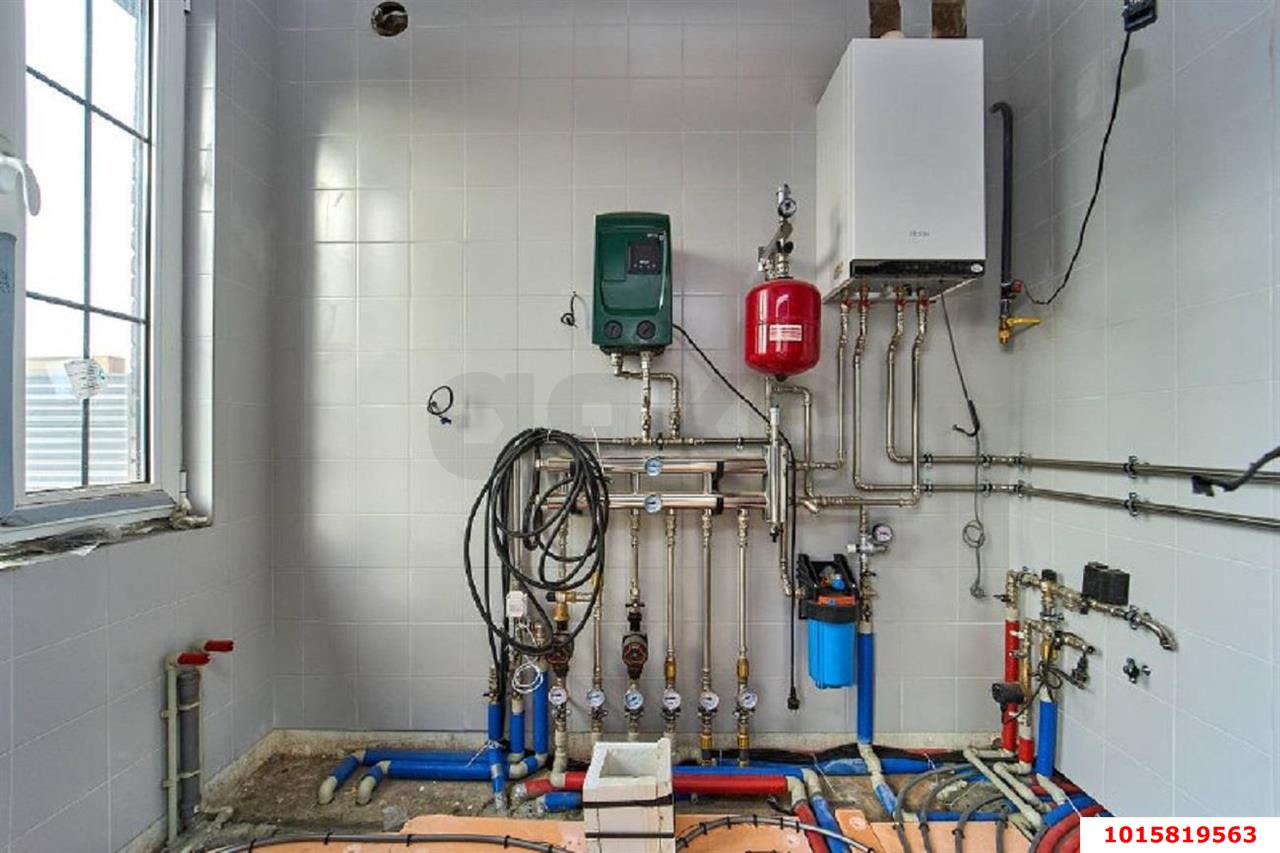 Фото №8: Дом 200 м² + 6 сот. - Краснодар, Прикубанский внутригородской округ, Калинино, мкр. Завод Радиоизмерительных Приборов, ул. 1 Мая, 317