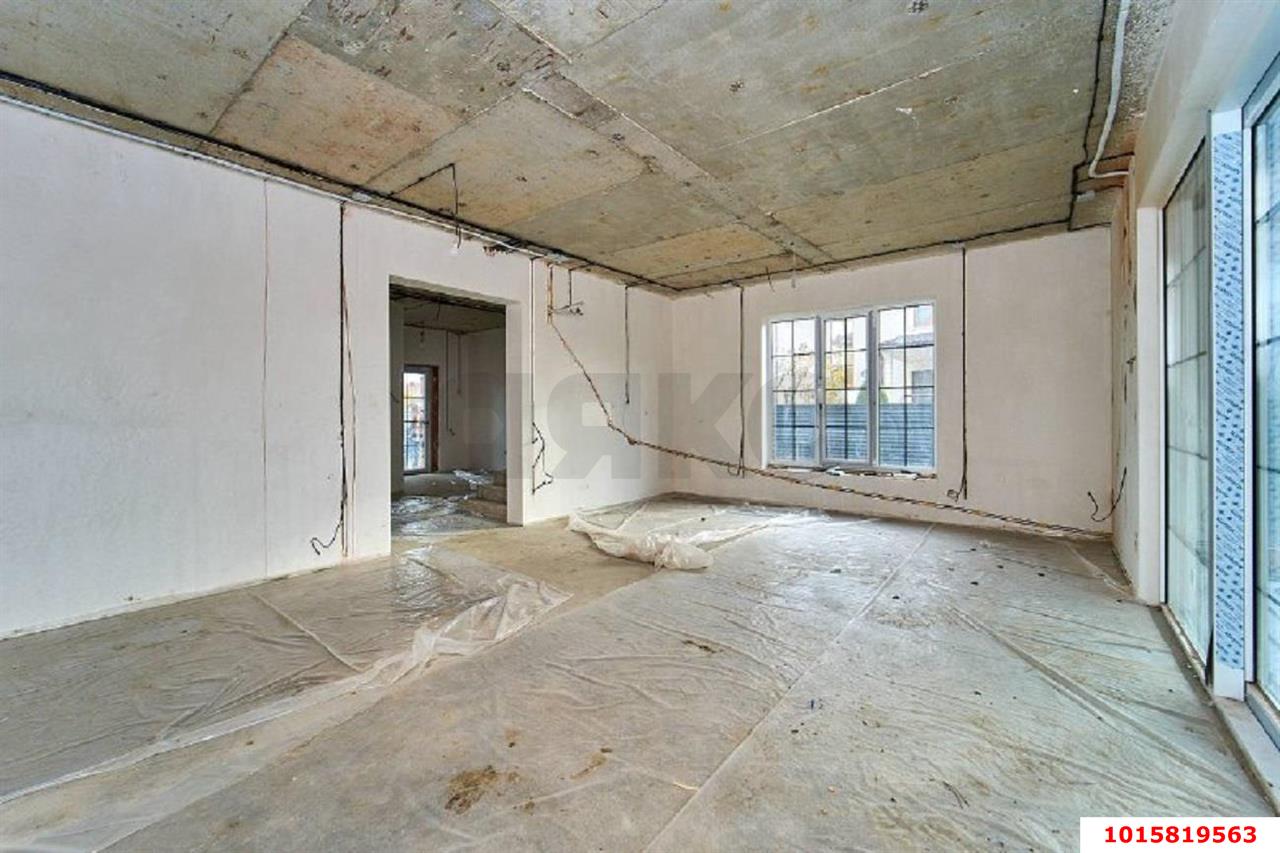 Фото №12: Дом 200 м² + 6 сот. - Краснодар, Прикубанский внутригородской округ, Калинино, мкр. Завод Радиоизмерительных Приборов, ул. 1 Мая, 317