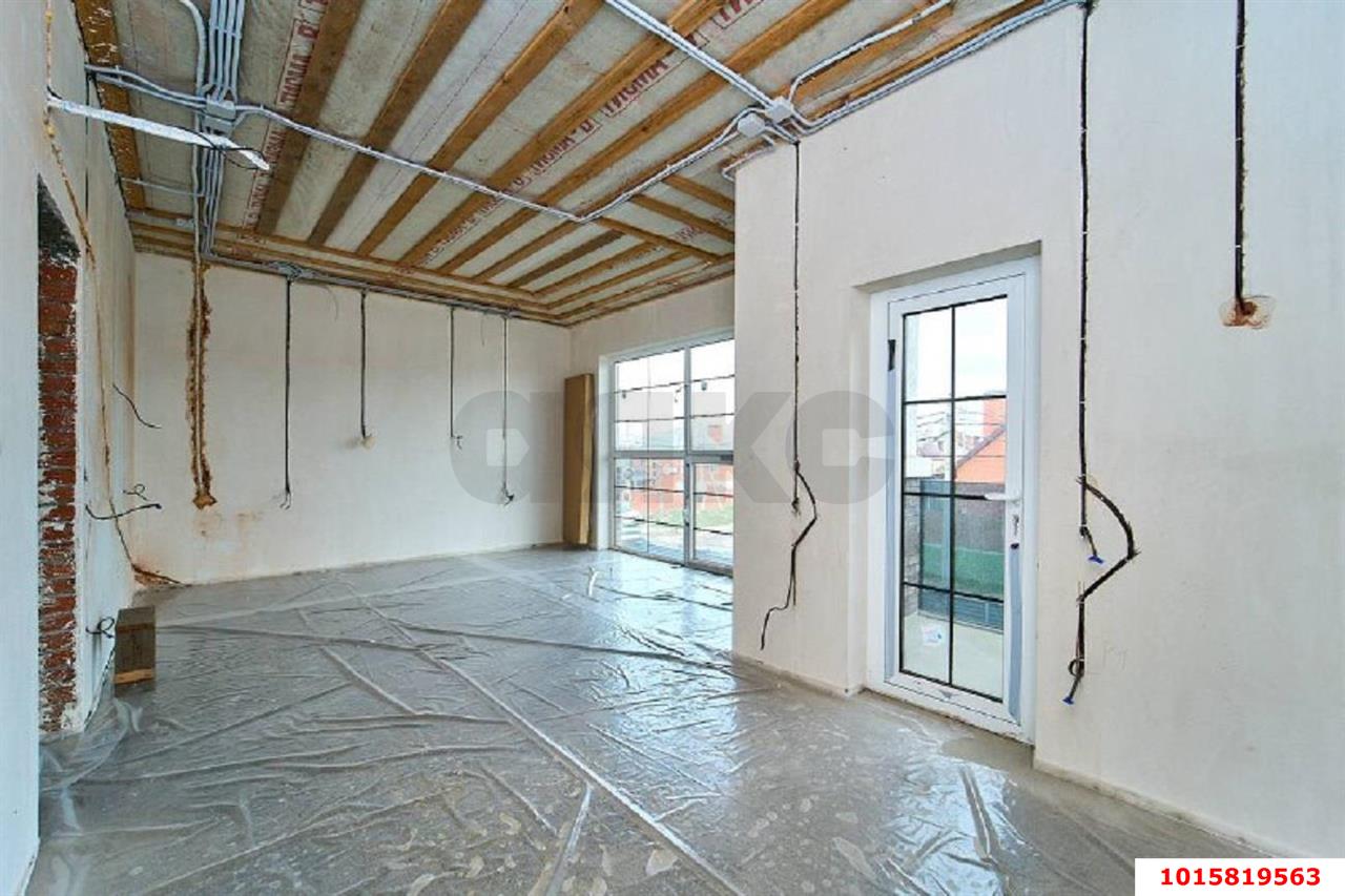 Фото №13: Дом 200 м² + 6 сот. - Краснодар, Завод Радиоизмерительных Приборов, ул. 1 Мая, 317