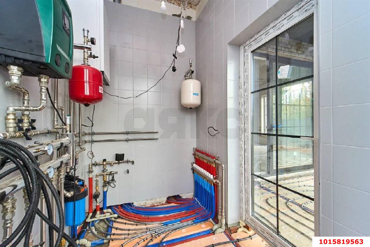 Фото №18: Дом 200 м² + 6 сот. - Краснодар, Завод Радиоизмерительных Приборов, ул. 1 Мая, 317