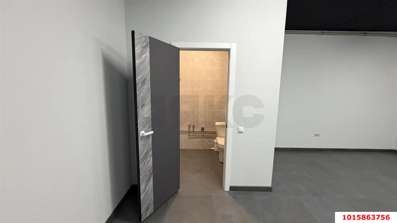 Фото №8: Торговое помещение 64 м² - Краснодар, Достояние, ул. Григория Булгакова, 13к1