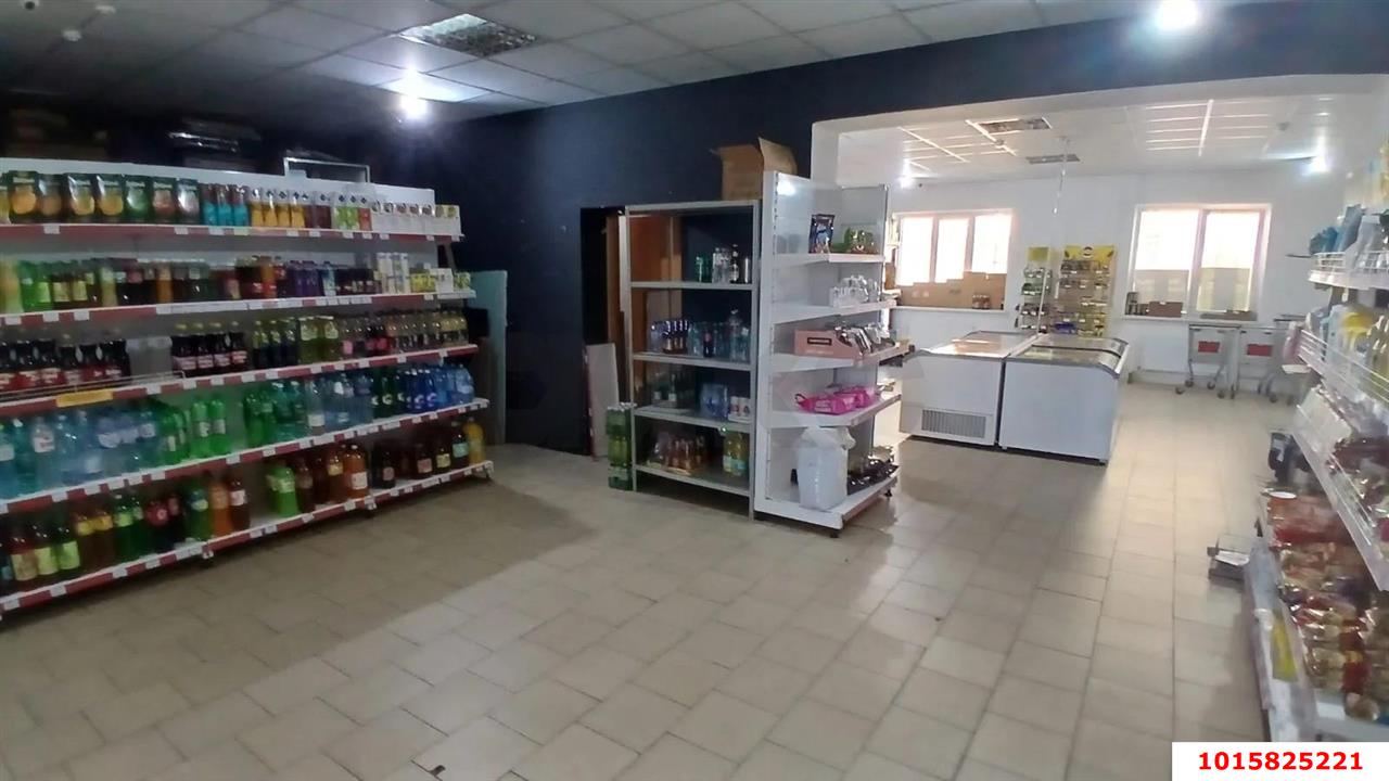 Фото №3: Торговое помещение 195 м² - Российский, Прикубанский внутригородской округ, ул. Ратной Славы, 56