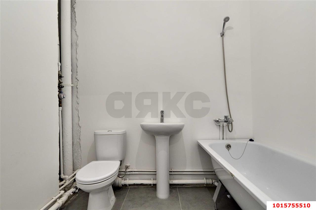 Фото №8: 1-комнатная квартира 32 м² - Краснодар, Прикубанский внутригородской округ, Завод Радиоизмерительных Приборов, мкр. Музыкальный, ул. Российская, 257/7