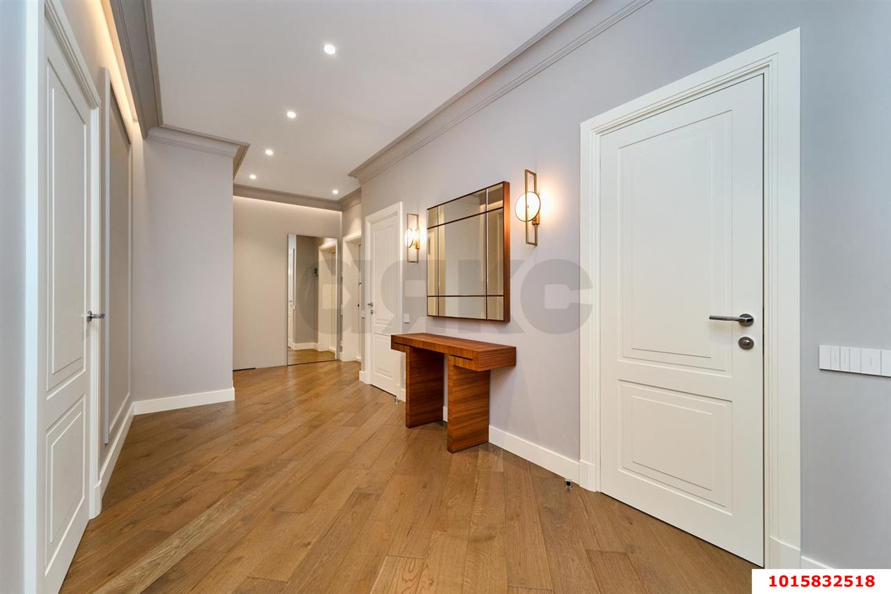 Фото №14: 3-комнатная квартира 112 м² - Краснодар, Западный внутригородской округ, мкр. Горгаз, ул. Николая Кондратенко, 6к1