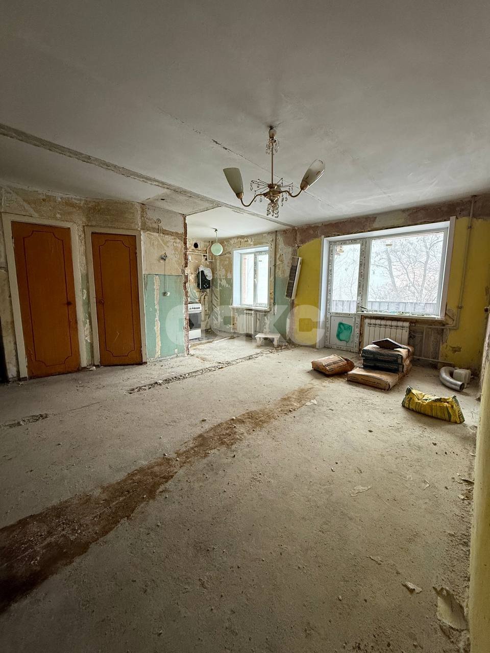 Фото №3: 3-комнатная квартира 55 м², 2/5 эт. - Мариуполь, р. Жовтневый, ул. Энгельса, 32