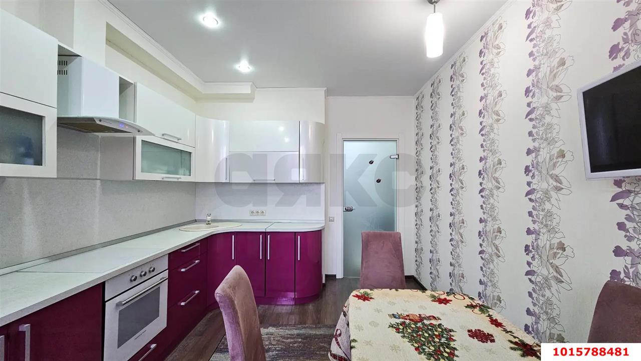 Фото №6: 2-комнатная квартира 74 м² - Краснодар, Солнечный, Прикубанский внутригородской округ, мкр. Фестивальный, ул. Казбекская, 14