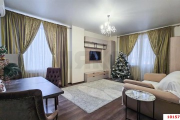 Фото №1: 2-комнатная квартира 74 м² - Краснодар, мкр. Солнечный, ул. Казбекская, 14