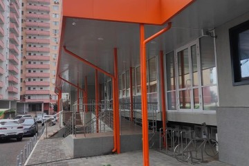 Фото №1: Отдельное здание 1000 м² - Краснодар, мкр. Фестивальный, ул. Новицкого, 2/5