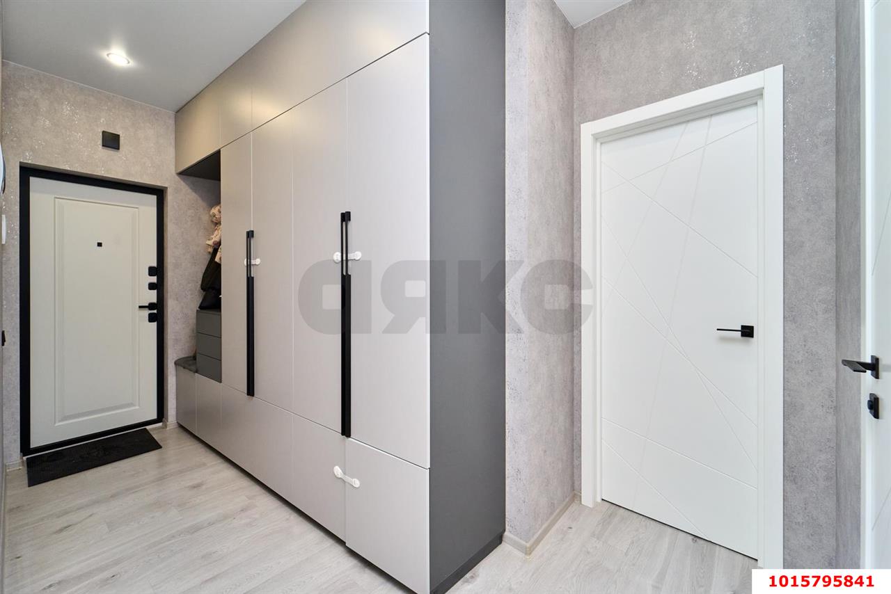 Фото №3: 2-комнатная квартира 60 м² - Краснодар, Прикубанский внутригородской округ, мкр. жилой комплекс Нeo-квартал Красная Площадь, ул. Конгрессная, 25