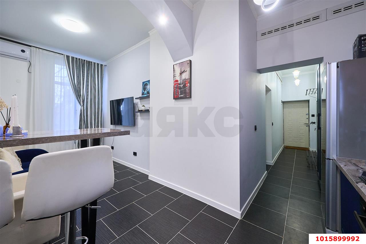 Фото №6: 1-комнатная квартира 35 м² - Краснодар, Центральный внутригородской округ, мкр. Центральный, ул. Садовая, 157