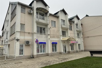 Фото №1: Офисное помещение 142 м² - Динская, ул. Кирпичная