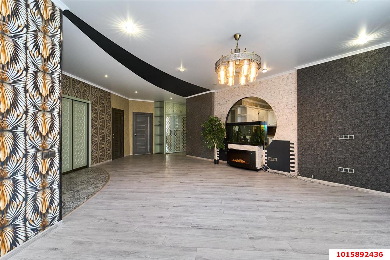 Фото №9: 3-комнатная квартира 127 м² - Краснодар, Черёмушки, ЖК Черёмушки, Центральный внутригородской округ, мкр. жилой комплекс Черёмушки, ул. Кубанская, 45к1