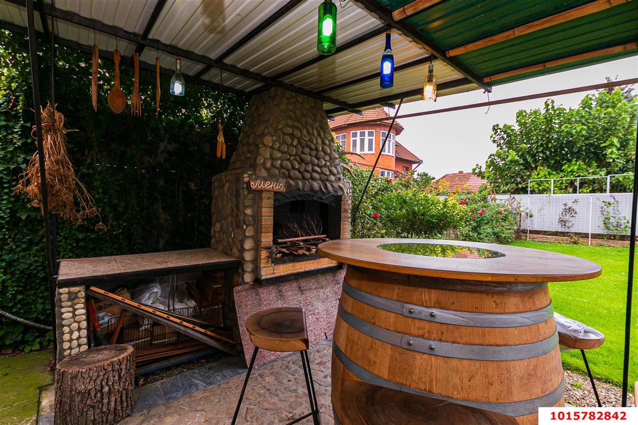 Фото №2: Дом 236 м² + 9 сот. - Краснодар, Карасунский внутригородской округ, ж/м Пашковский, ул. Кирова, 149