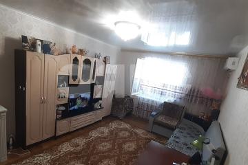 Фото №1: 2-комнатная квартира 60 м² - Горячий Ключ, мкр. Администрация, ул. Кириченко, 11А