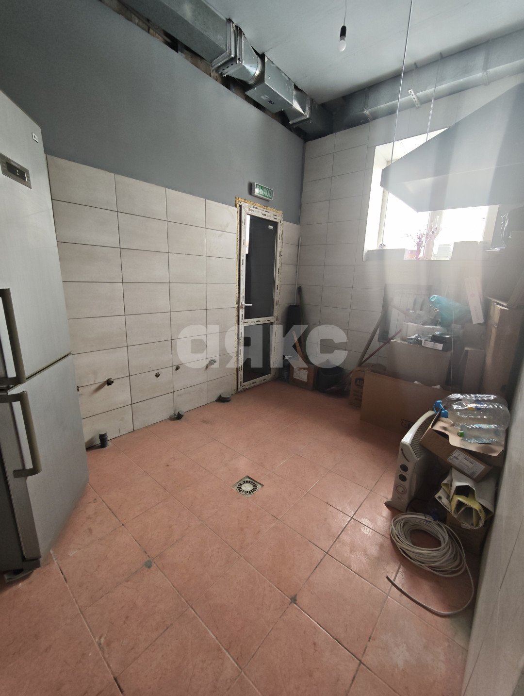 Фото №21: Коммерция 220 м² - Мариуполь, Жовтневый, ул. Вокзальная, 1