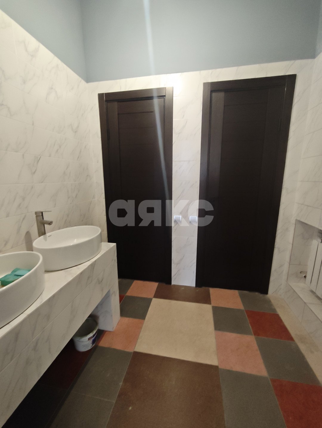 Фото №9: Коммерция 220 м² - Мариуполь, Жовтневый, ул. Вокзальная, 1