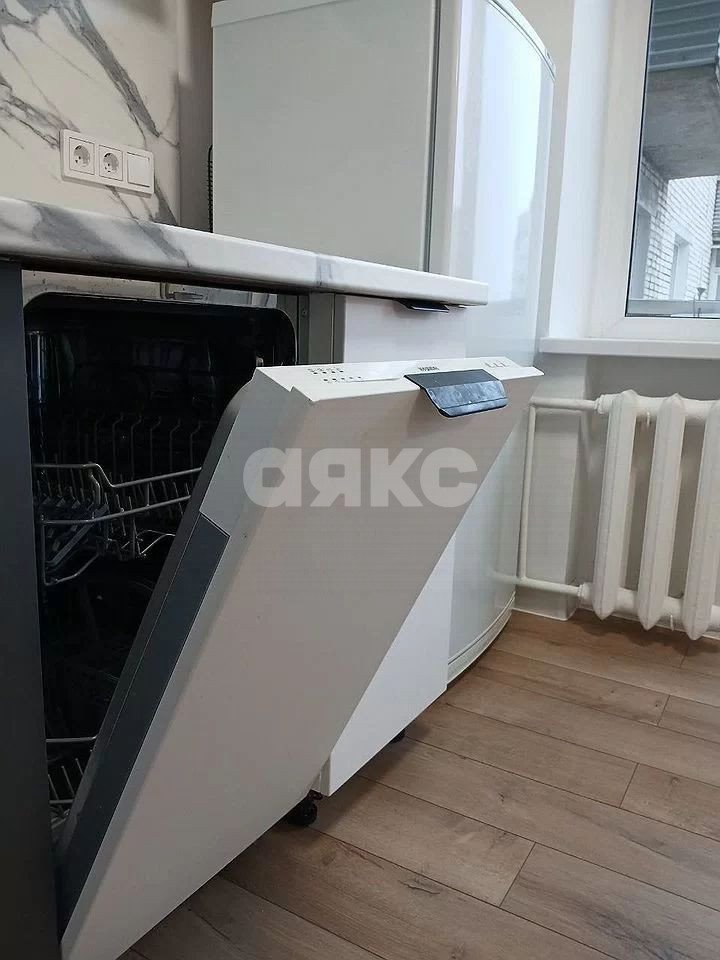 Фото №4: 2-комнатная квартира 64 м² - Ростов-на-Дону, Нахичевань, ул. 18-я Линия, 67