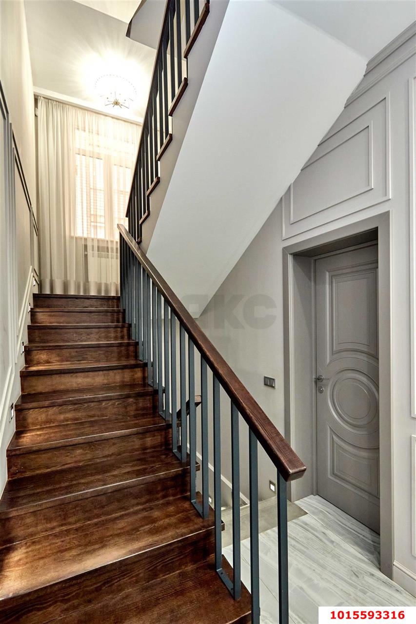 Фото №23: Дом 477 м² + 9.5 сот. - Краснодар, Западный внутригородской округ, ул. Гаражная, 18