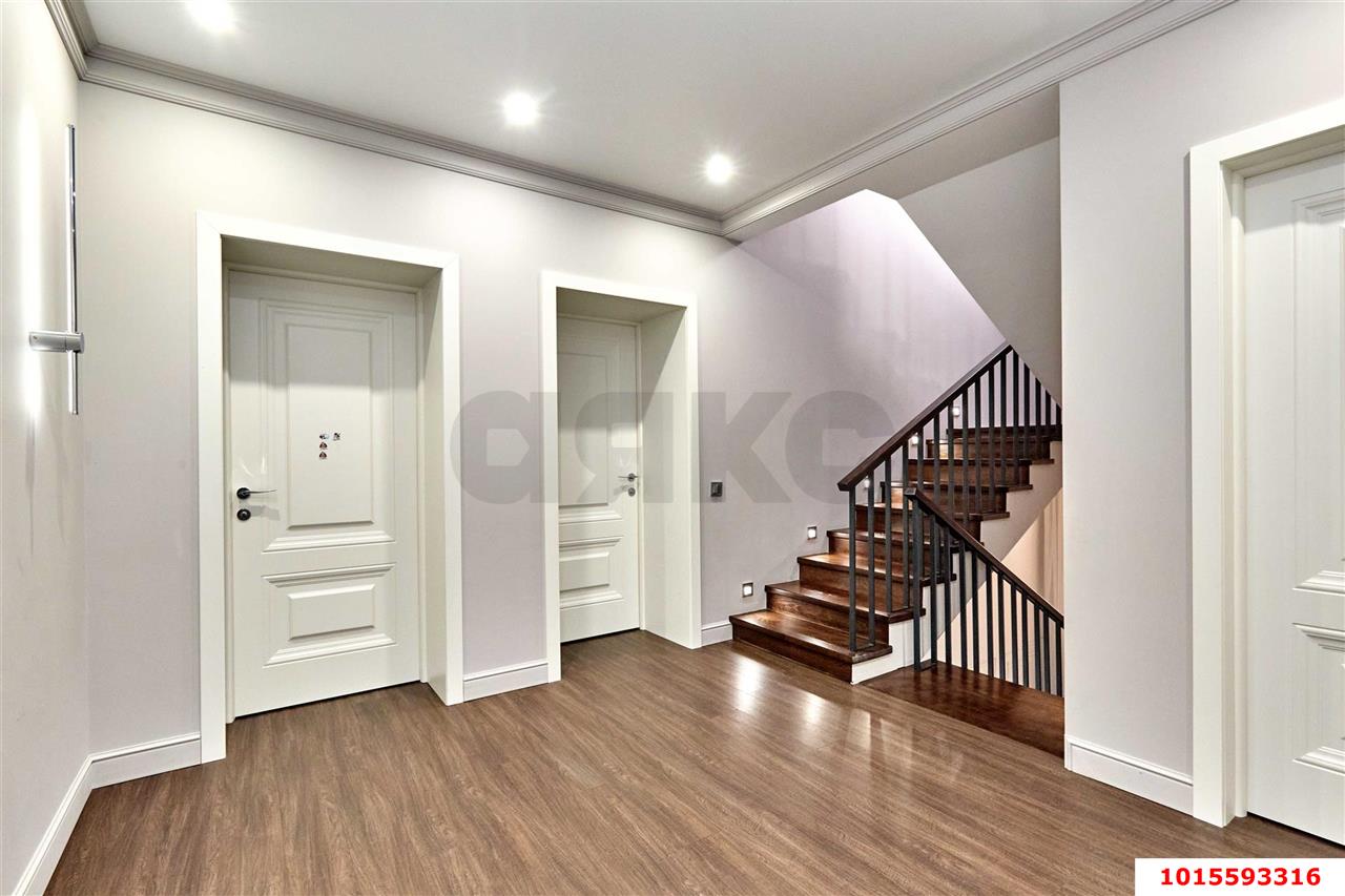 Фото №14: Дом 477 м² + 9.5 сот. - Краснодар, Западный внутригородской округ, ул. Гаражная, 18