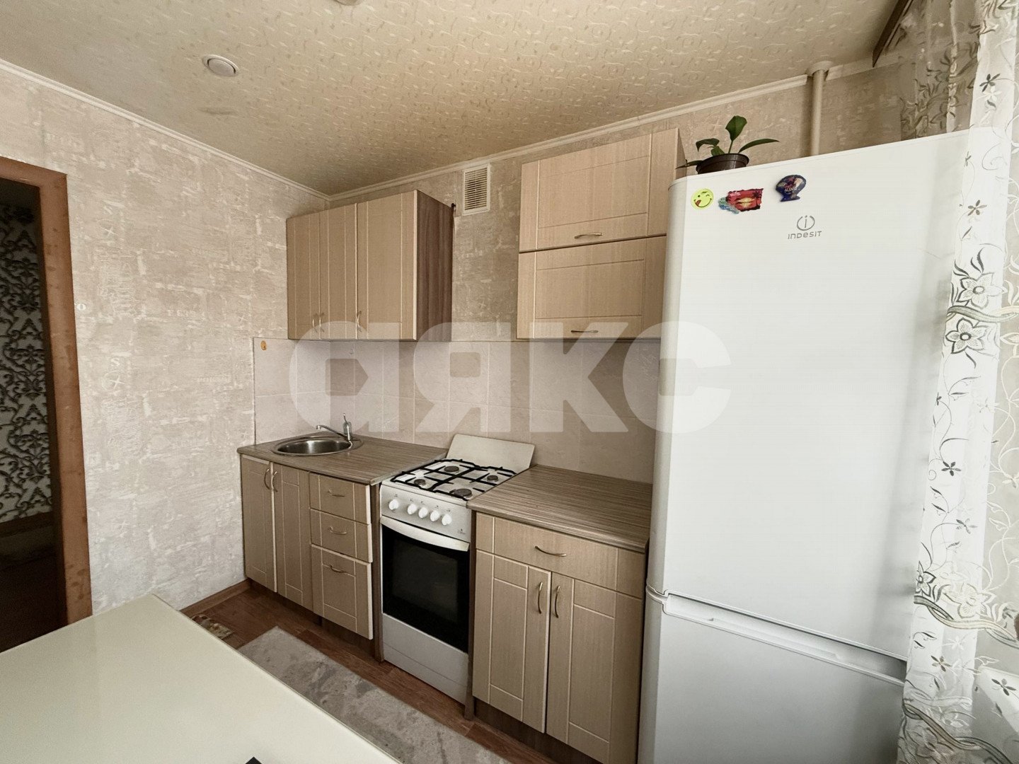 Фото №2: 2-комнатная квартира 43 м² - Нижнекамск, 9-й, ул. Гагарина, 8