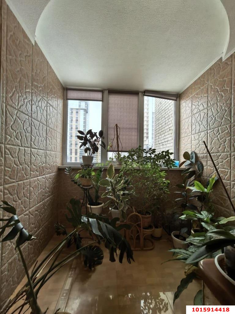 Фото №12: 3-комнатная квартира 99 м² - Краснодар, Прикубанский внутригородской округ, Отделение № 1 совхоза Солнечный, мкр. Фестивальный, ул. Яна Полуяна, 2