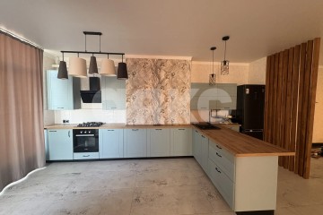 Фото №1: 2-комнатная квартира 94 м² - Геленджик, ул. Кирова, 120/35