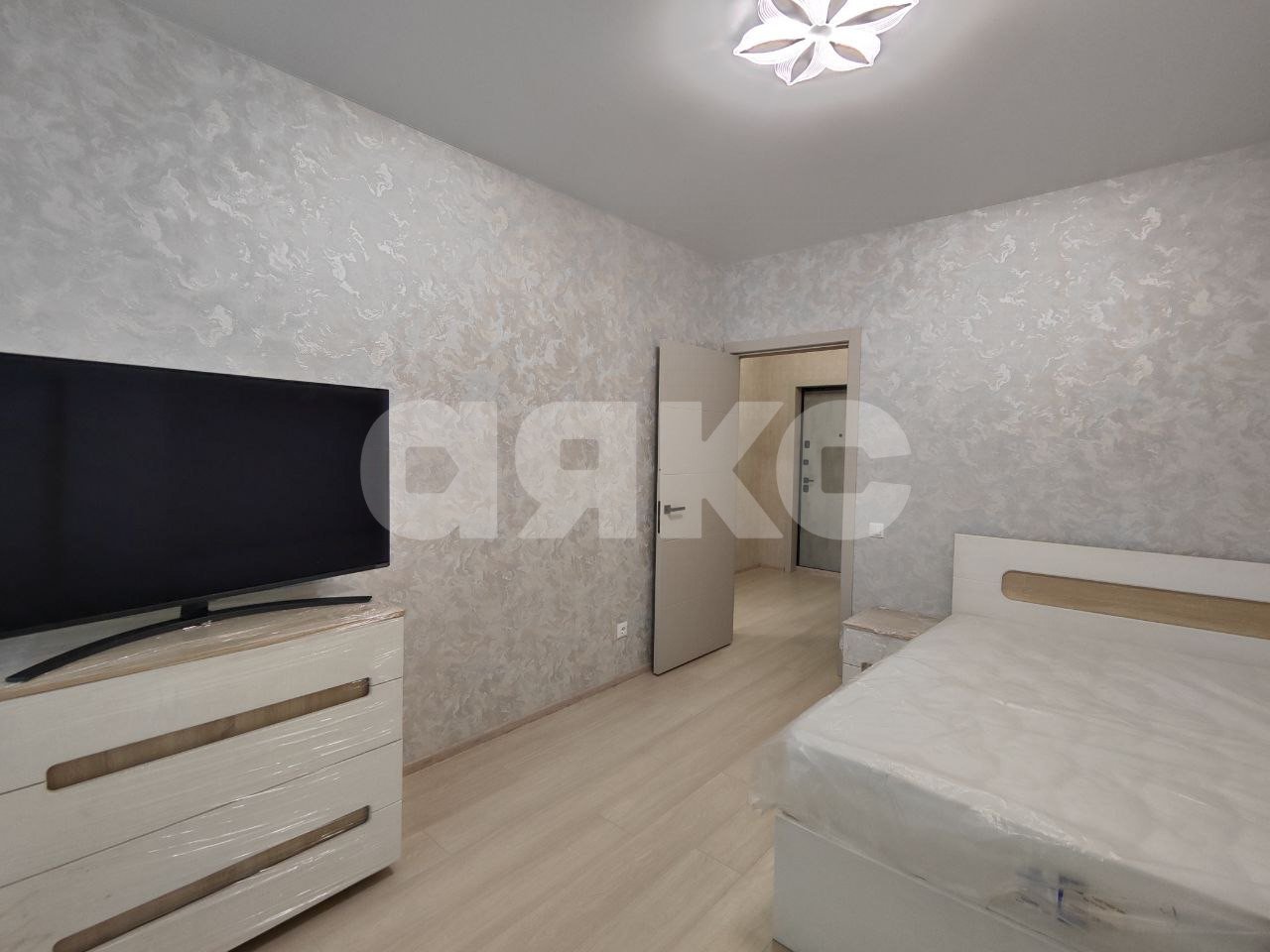 Фото №4: 1-комнатная квартира 40 м² - Тула, Петровский квартал, ул. Маршала Полубоярова, 5