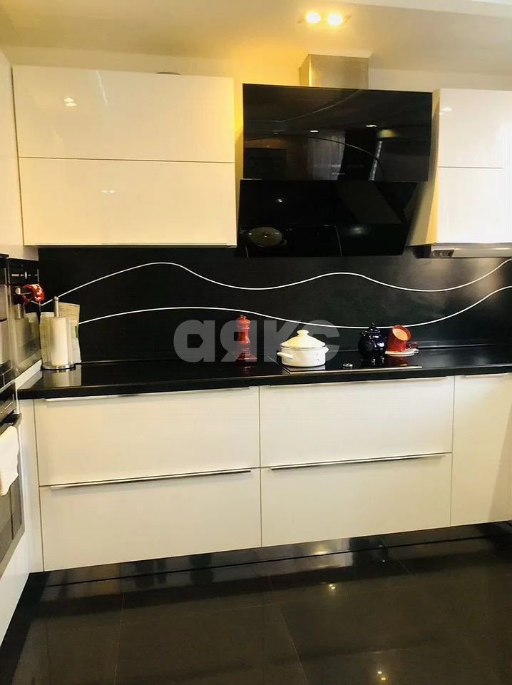 Фото №4: 2-комнатная квартира 75 м² - Ростов-на-Дону, жилой комплекс Красный Город-Сад, ул. Петрашевского, 36